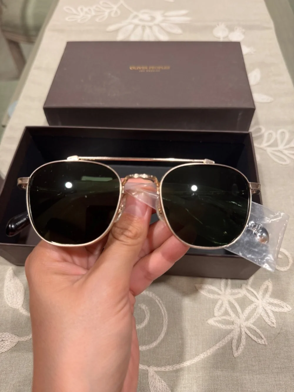 Oliver peoples sunglasses